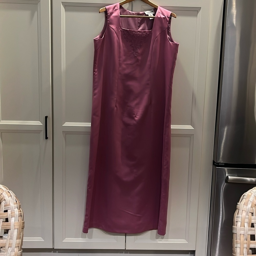 ANTHONY RICHARDS vintage mauve full length dress, size 16 - Picture 2 of 7
